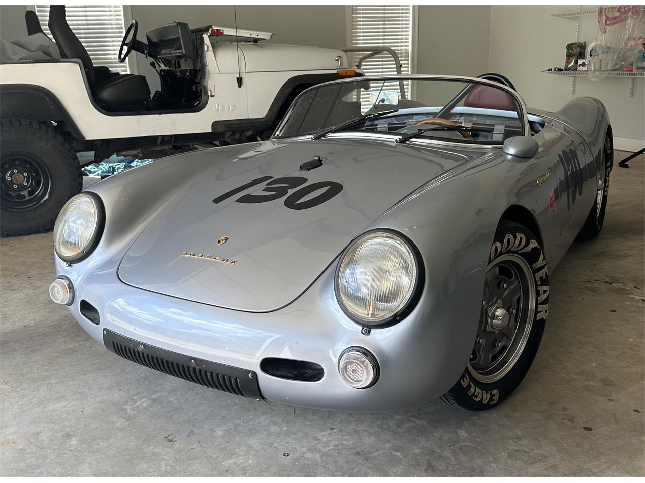 Porsche-Spyder-1955-Silver-RedMetal