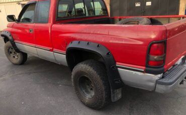 Ram-1500-4x4-1995-red-1