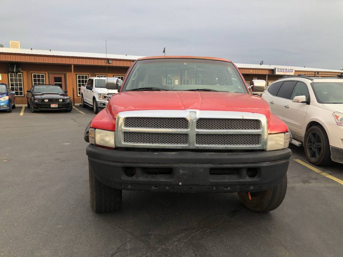 Ram-1500-4x4-1995-red-3