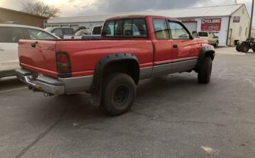 Ram-1500-4x4-1995-red