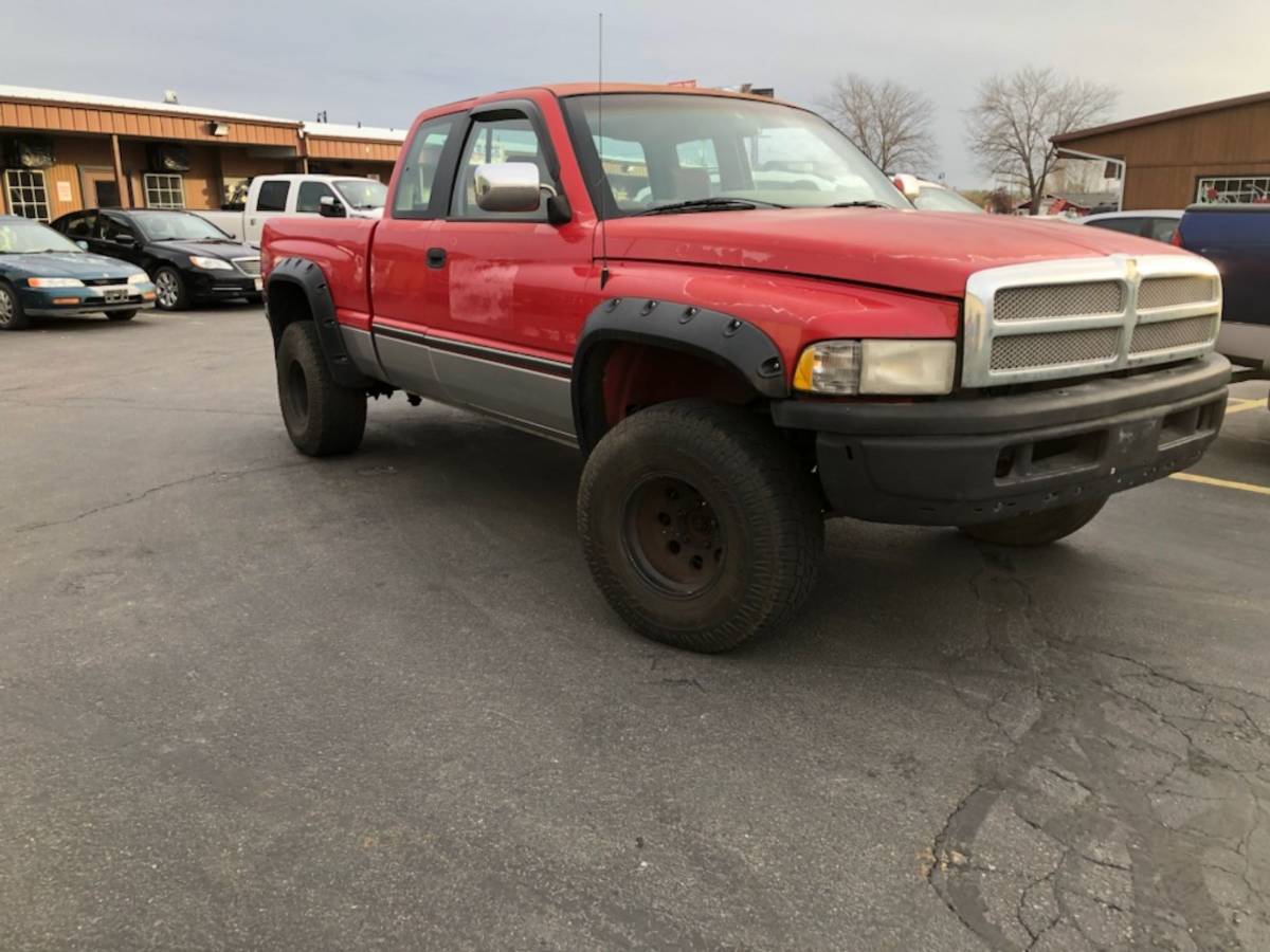 Ram-1500-4x4-1995-red-6
