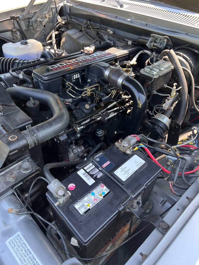 Ram-w250-diesel-1993-silver-17