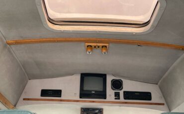 Ram250-1994-white-13