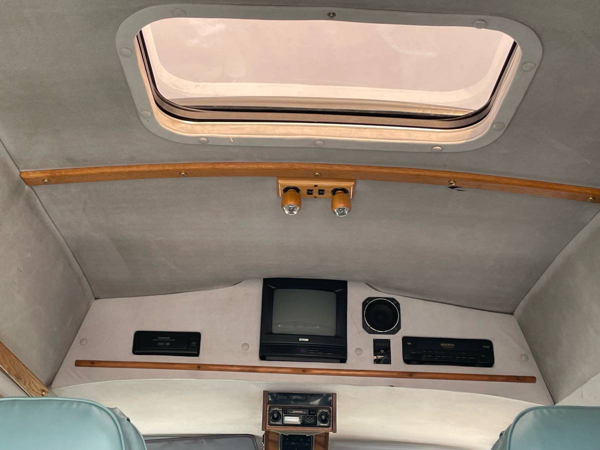 Ram250-1994-white-13