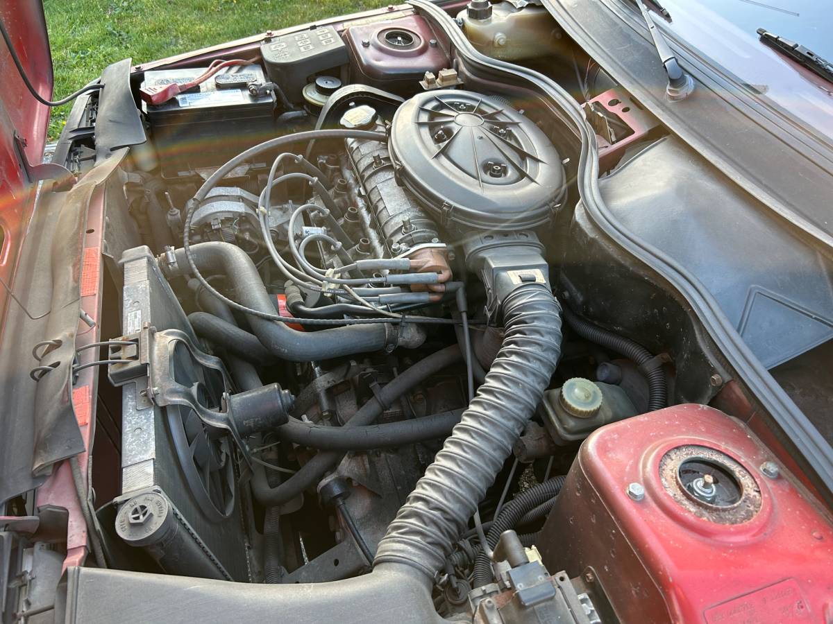 Renault-1985-red-3