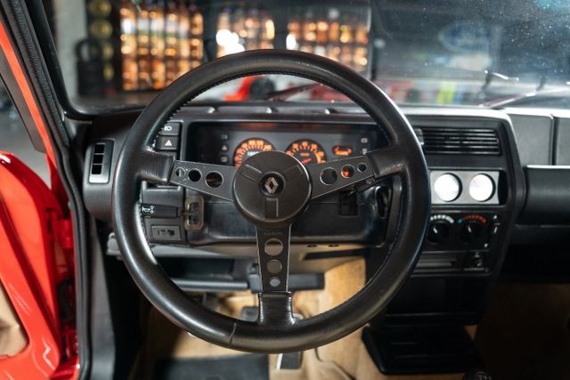 Renault-5-1983-27