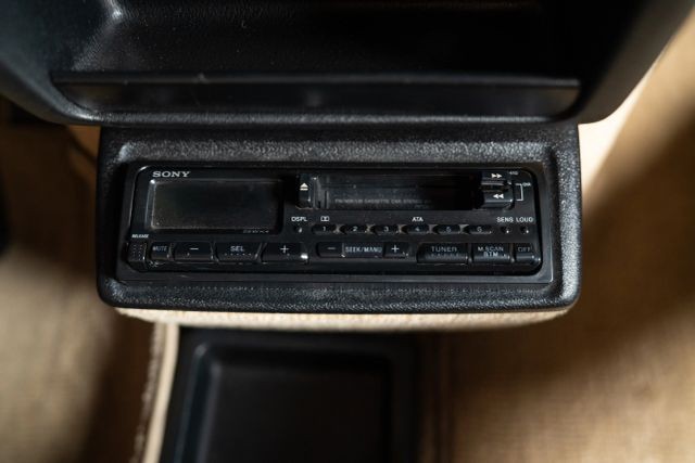 Renault-5-1983-32