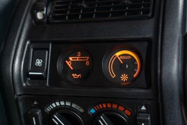 Renault-5-1983-33