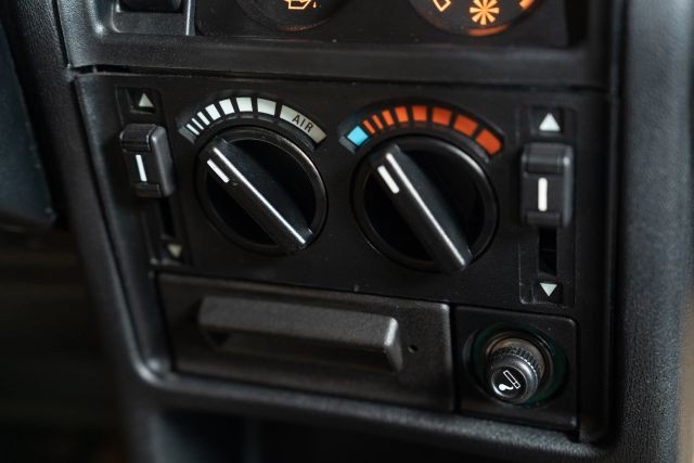 Renault-5-1983-34