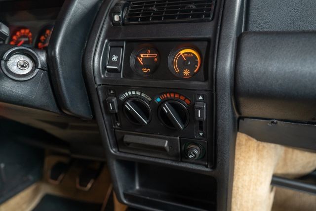 Renault-5-1983-35