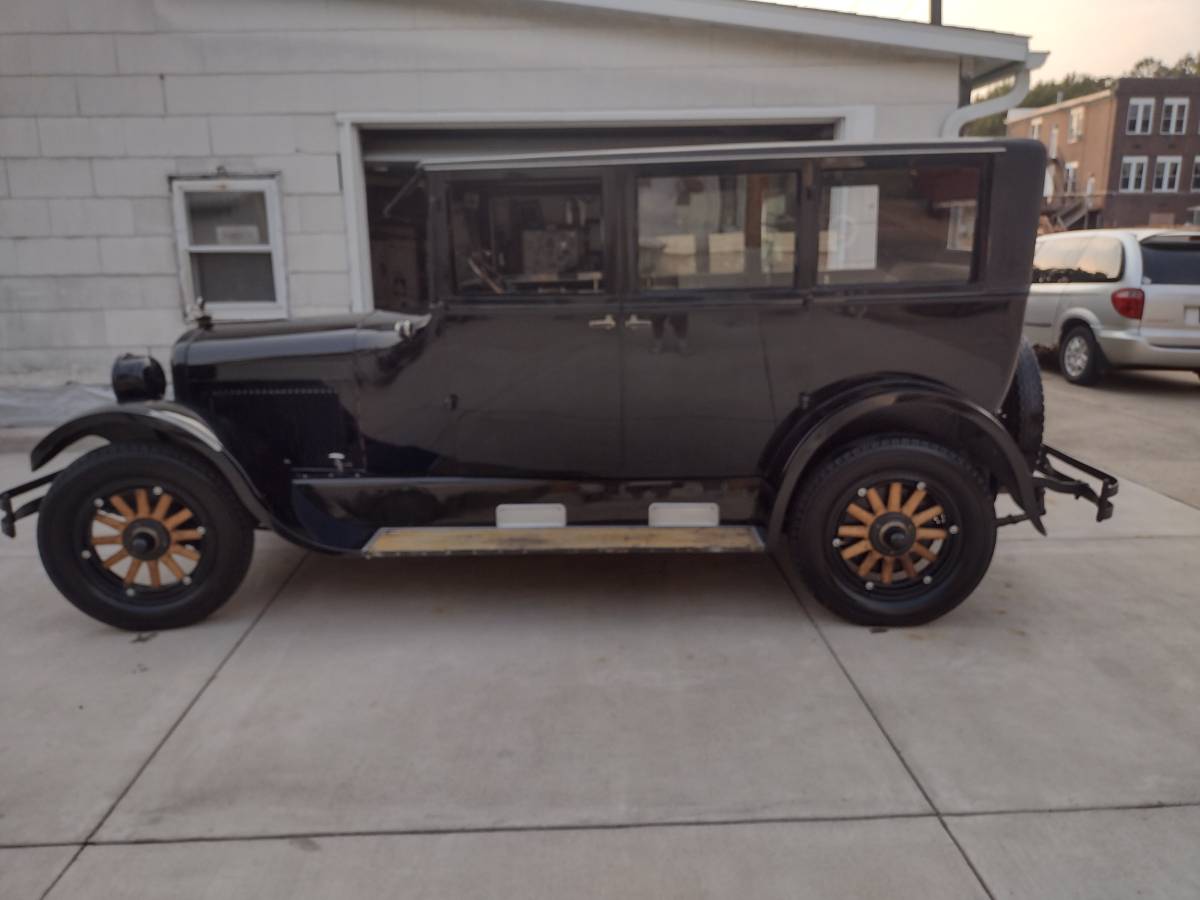 Reo-1924-black-12