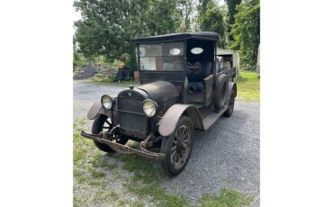 Reo-Truck-1921-Black-Black-2