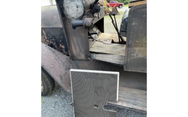 Reo-Truck-1921-Black-Black-22