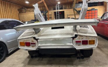 ReplicaKit-Makes-1988-Anniversary-Lamborghini-Countach-replica-1987-Coupe-4