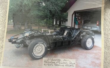 ReplicaKit-Makes-1988-Anniversary-Lamborghini-Countach-replica-1987-Coupe-8