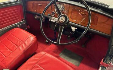 Riley-Elf-1965-Grey-Red-2