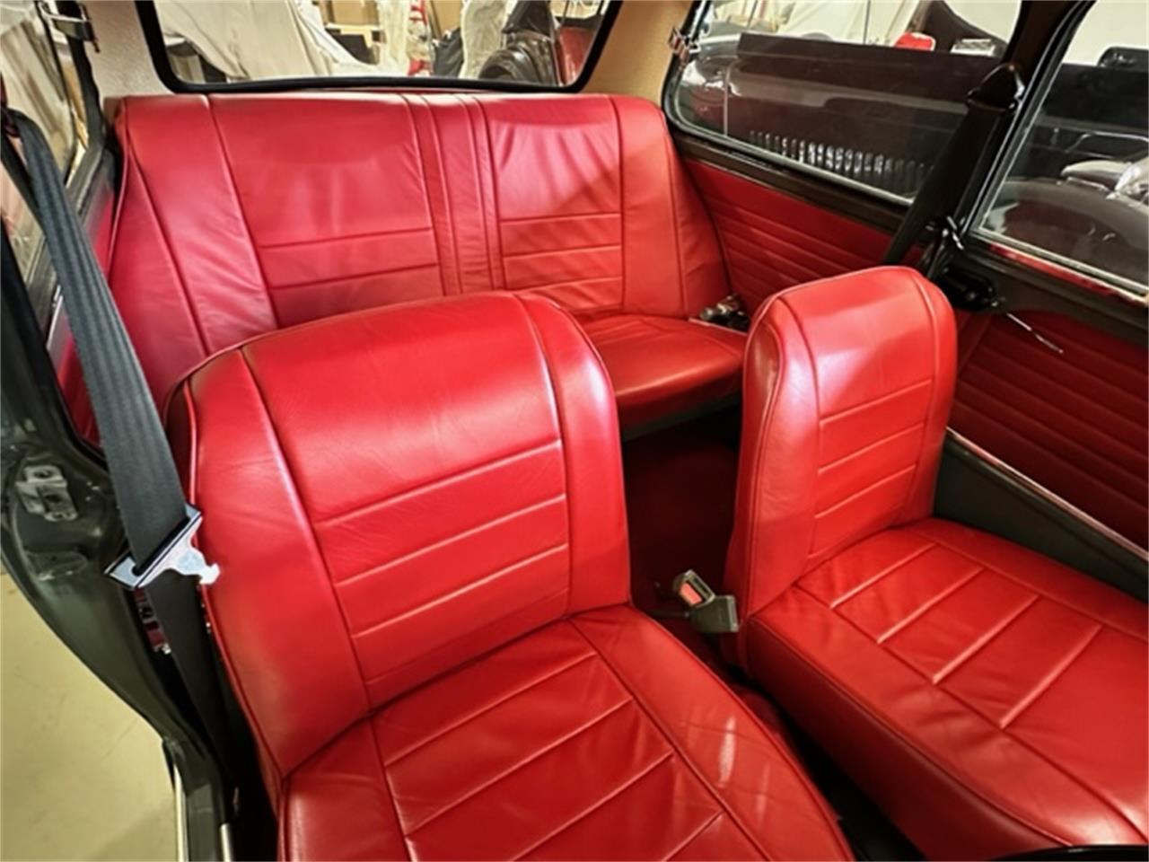Riley-Elf-1965-Grey-Red-3