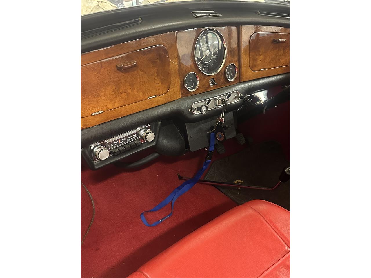 Riley-Elf-1965-Grey-Red-9