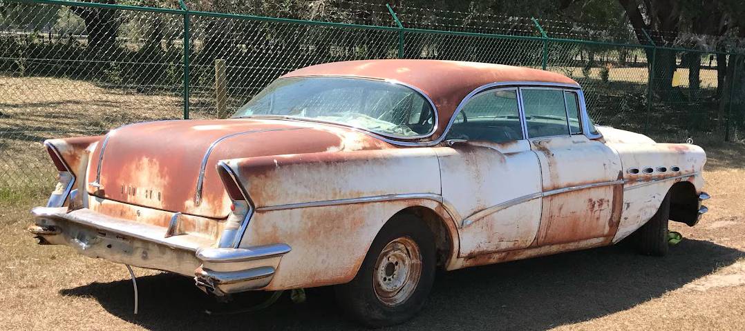 Roadmaster-1956-white-2