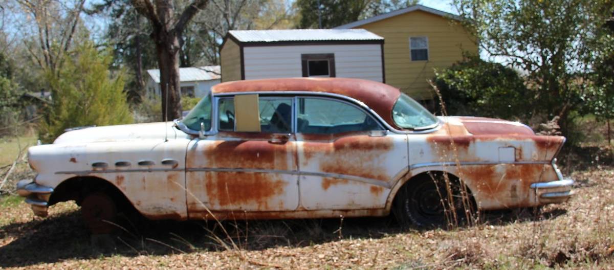Roadmaster-1956-white