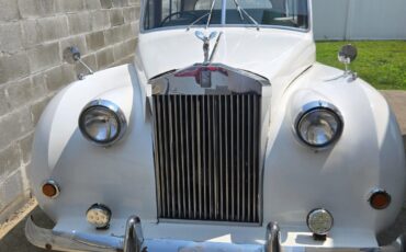 Rolls-Royce-Austin-Princess-1963-Sedan-1