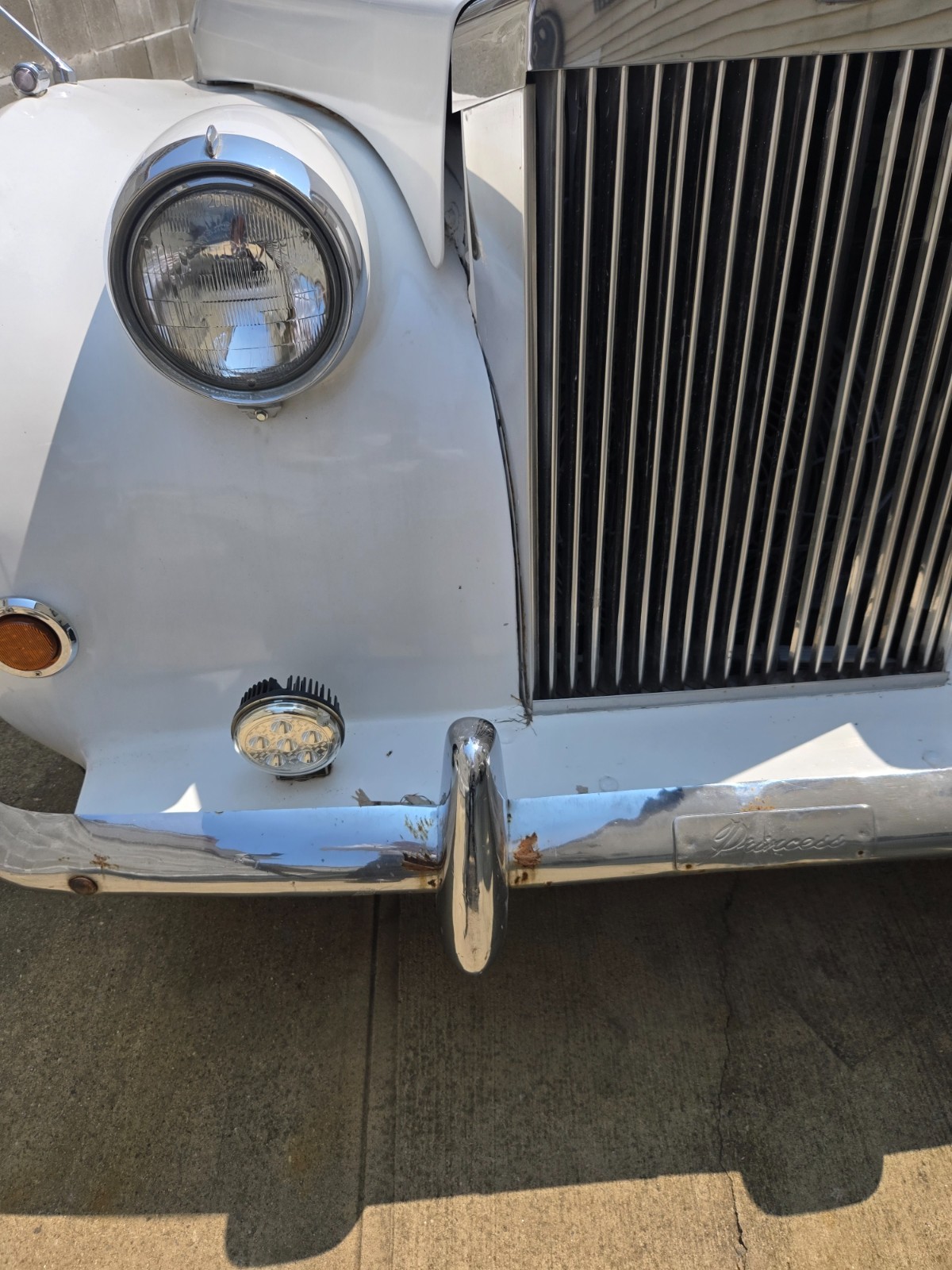 Rolls-Royce-Austin-Princess-1963-Sedan-10