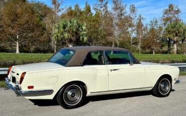 Rolls-Royce-Corniche-1973-Coupe-21