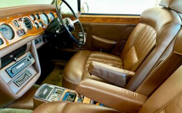 Rolls-Royce-Corniche-1973-Coupe-27
