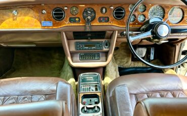 Rolls-Royce-Corniche-1973-Coupe-28