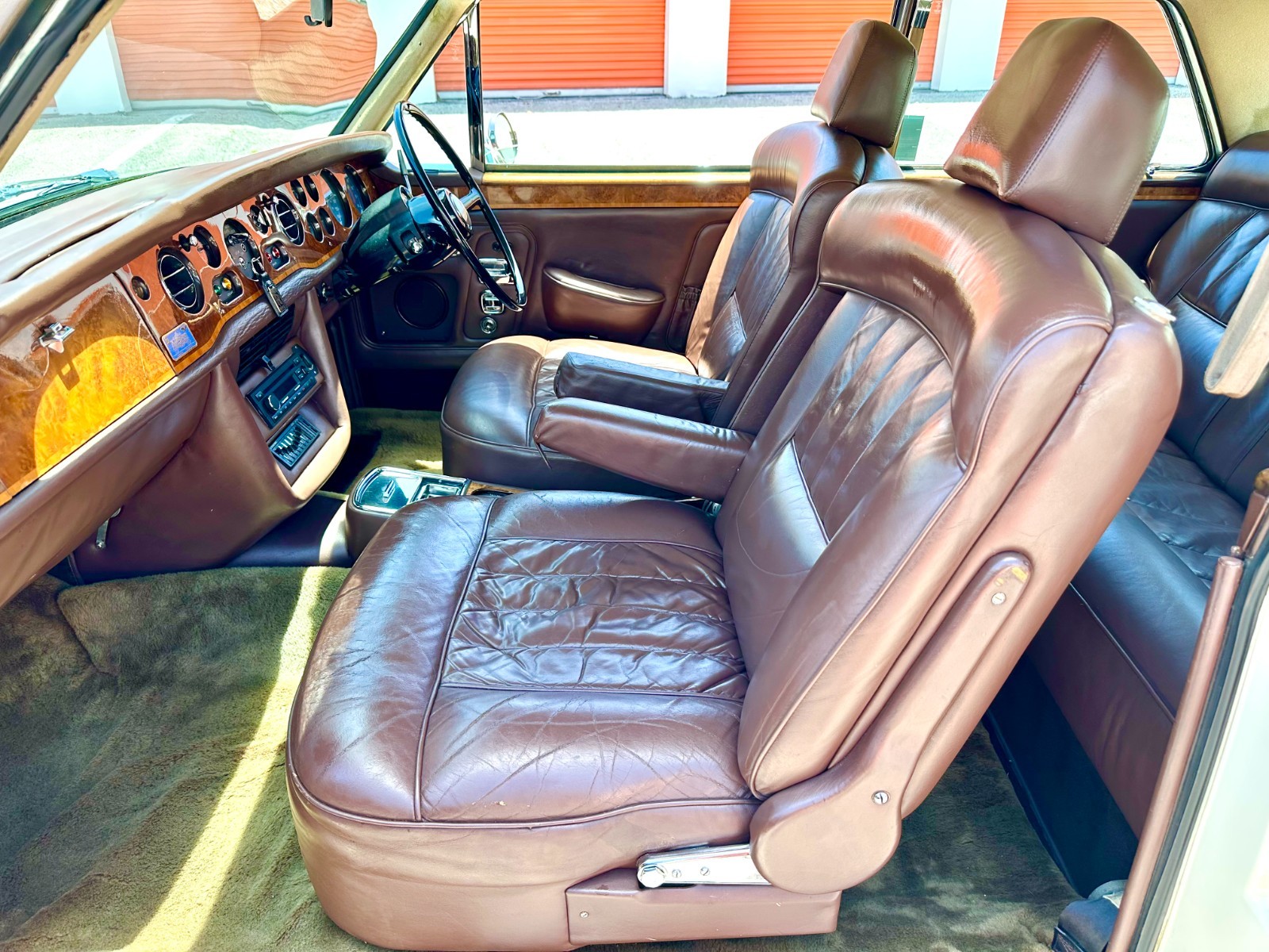 Rolls-Royce-Corniche-1973-Coupe-29