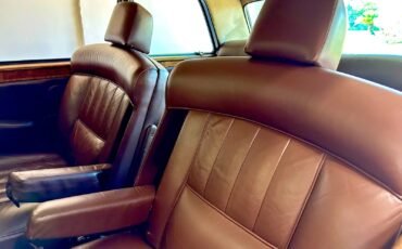 Rolls-Royce-Corniche-1973-Coupe-30