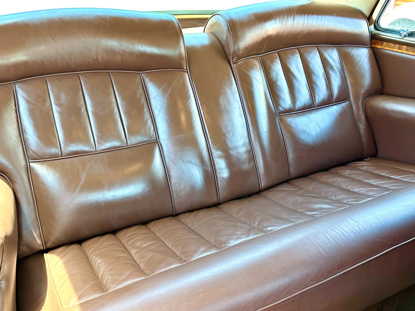 Rolls-Royce-Corniche-1973-Coupe-31