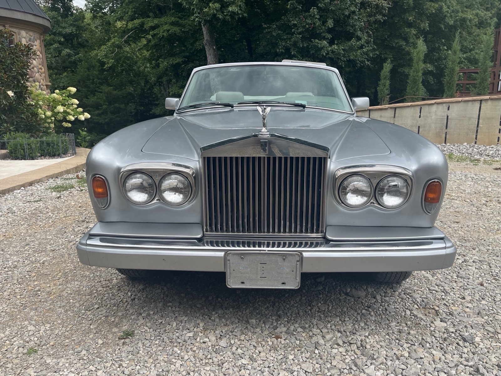Rolls-Royce-Corniche-1988-1