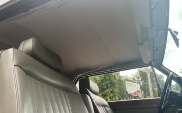 Rolls-Royce-Corniche-1988-26