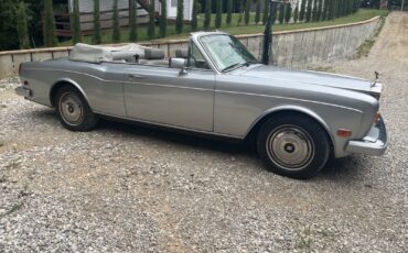 Rolls-Royce-Corniche-1988-3
