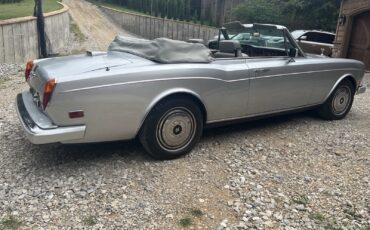 Rolls-Royce-Corniche-1988-4