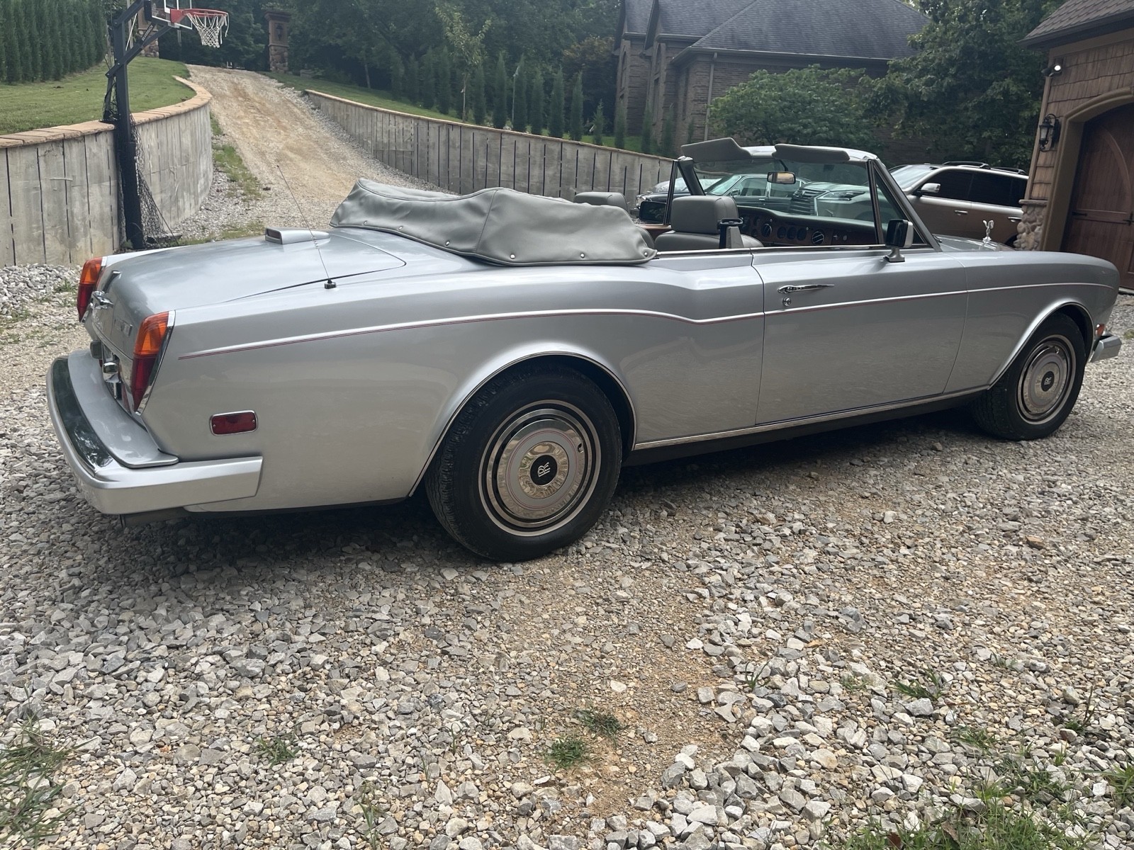 Rolls-Royce-Corniche-1988-4