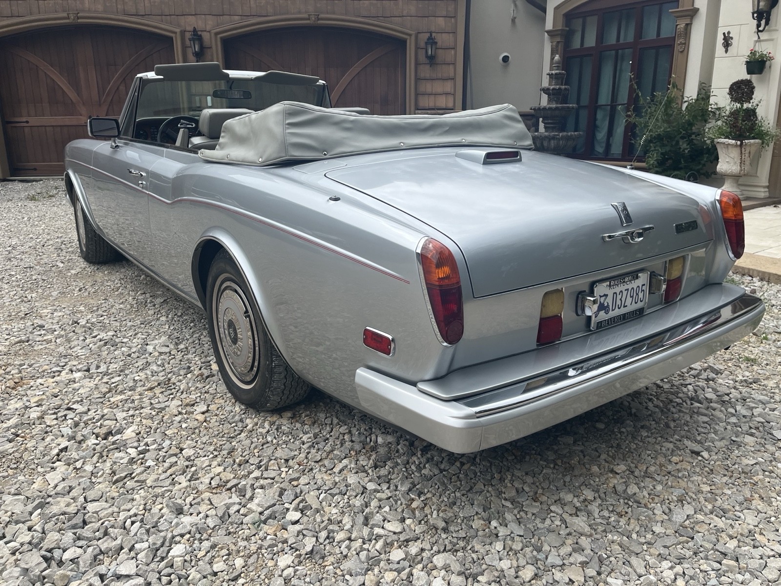 Rolls-Royce-Corniche-1988-7