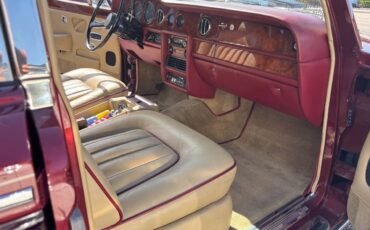 Rolls-Royce-Silver-Shadow-1978-Sedan-12