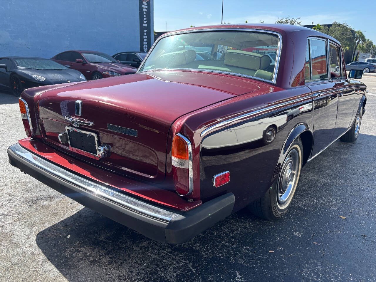 Rolls-Royce-Silver-Shadow-1978-Sedan-3