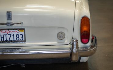 Rolls-Royce-Silver-Shadow-II-1969-4-Door-Sedan-19