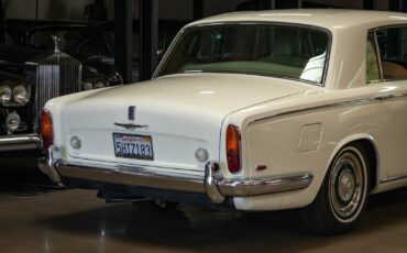 Rolls-Royce-Silver-Shadow-II-1969-4-Door-Sedan-24