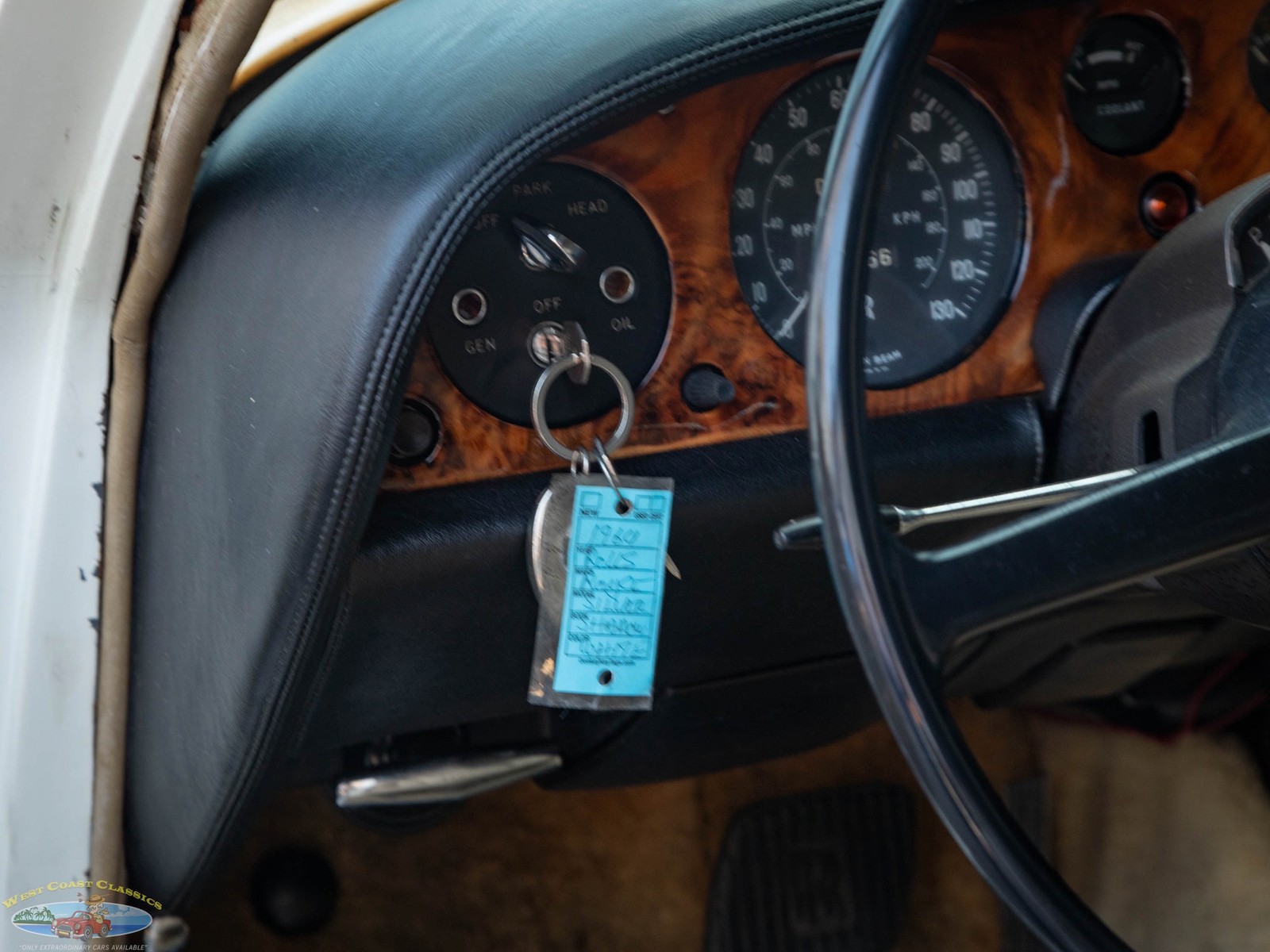 Rolls-Royce-Silver-Shadow-II-1969-4-Door-Sedan-33