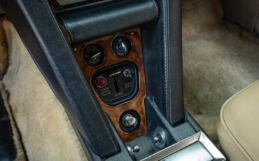 Rolls-Royce-Silver-Shadow-II-1969-4-Door-Sedan-37