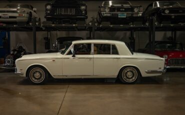 Rolls-Royce-Silver-Shadow-II-1969-4-Door-Sedan-5