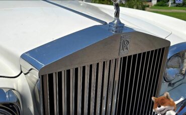 Rolls-Royce-Silver-Shadow-II-1980-Luxury-12