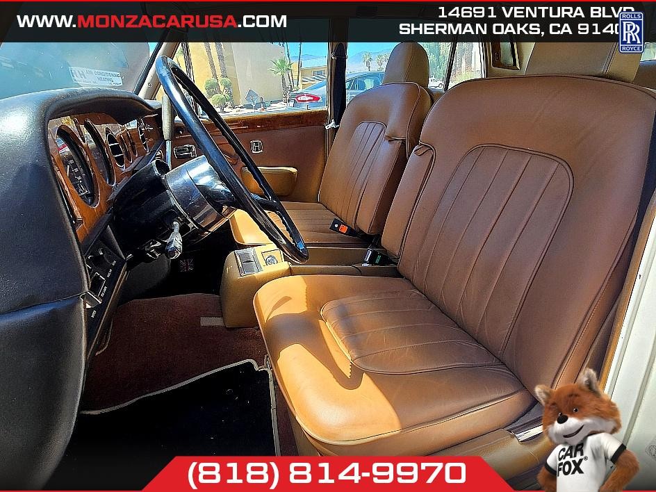 Rolls-Royce-Silver-Shadow-II-1980-Luxury-8