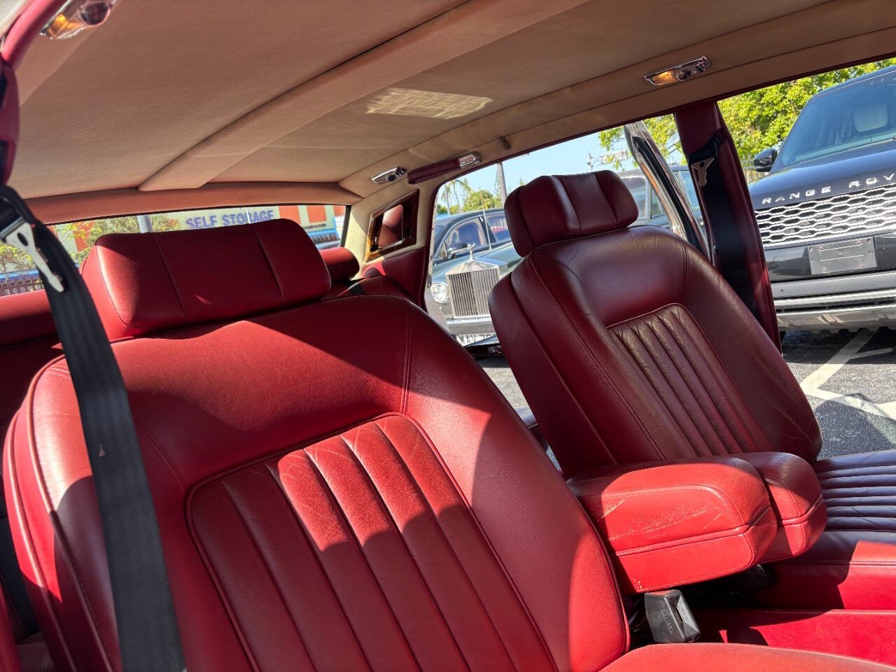 Rolls-Royce-Silver-SpiritSpurDawn-1984-Sedan-12