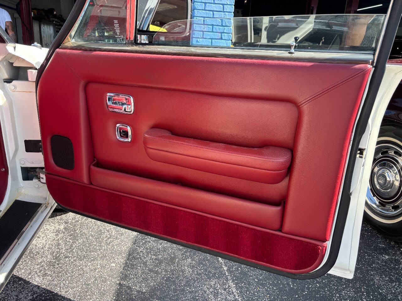 Rolls-Royce-Silver-SpiritSpurDawn-1984-Sedan-5