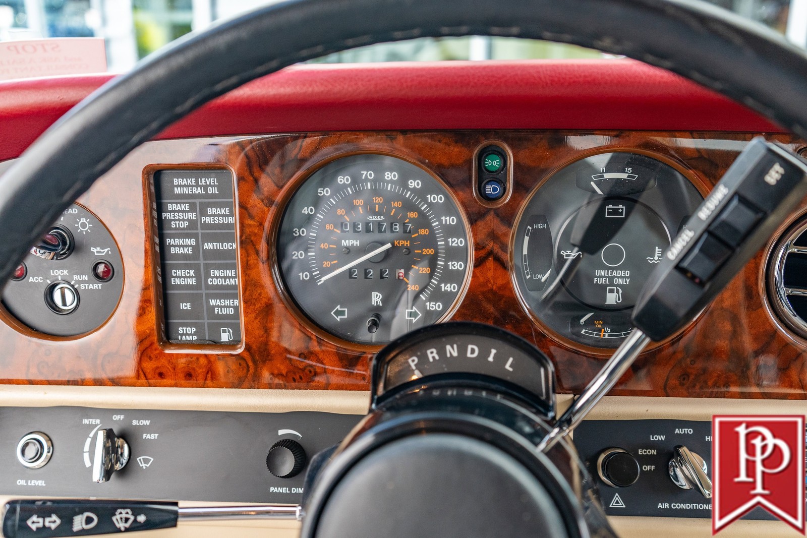 Rolls-Royce-Silver-SpiritSpurDawn-1989-Sedan-14